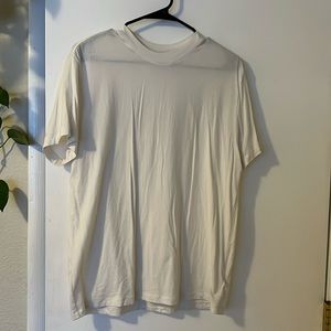 NWOT Skims boyfriend t shirt